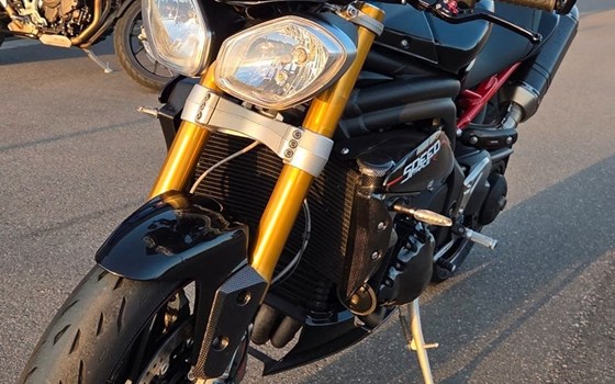 Gebrauchtmotorrad Triumph Speed Triple R - Bild 2