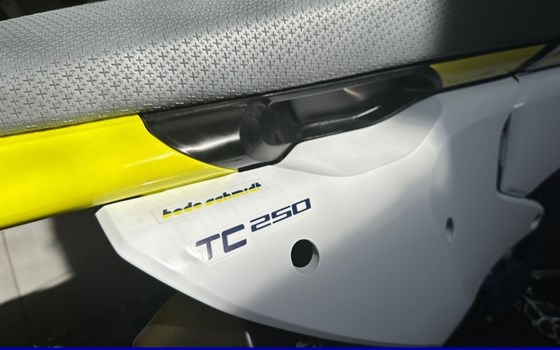 Neufahrzeug Husqvarna TC 250 - Bild 2