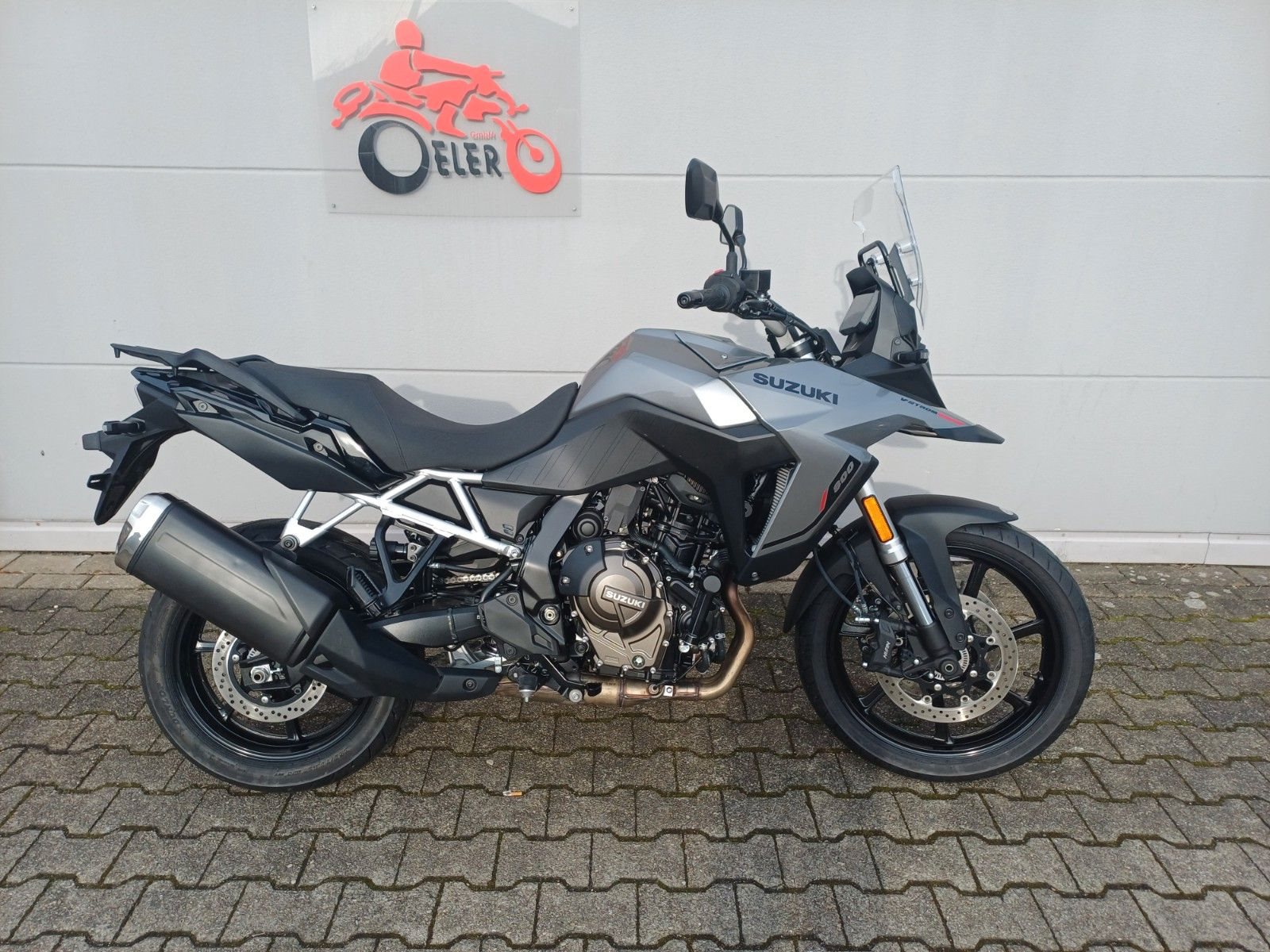 Suzuki V-Strom 800