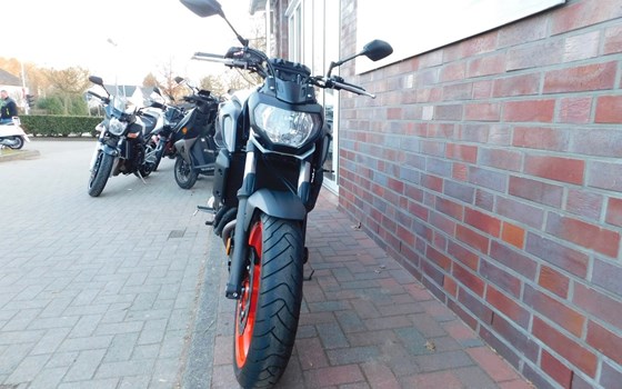 Gebrauchtmotorrad Yamaha MT-07 - Bild 3