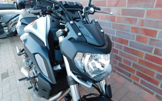Gebrauchtmotorrad Yamaha MT-07 - Bild 5