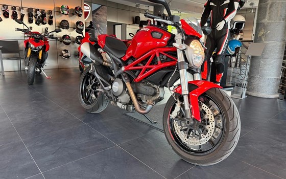Gebrauchtmotorrad Ducati Monster 796 - Bild 2