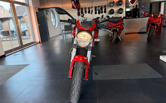 Gebrauchtmotorrad Ducati Monster 796 - Bild 4