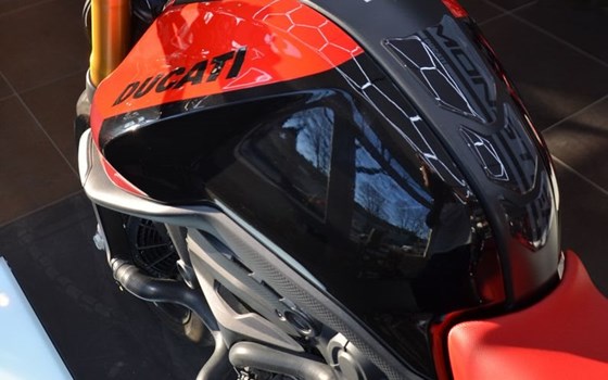 Gebrauchtmotorrad Ducati Monster SP - Bild 8