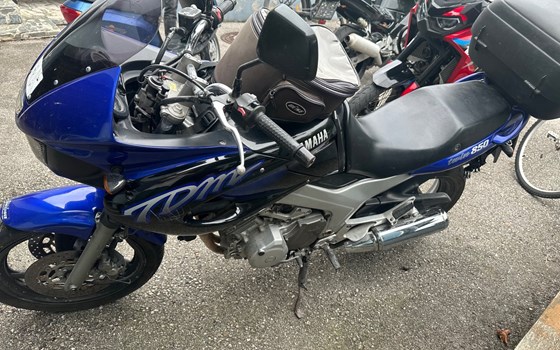 Gebrauchtmotorrad Yamaha TDM 850 - Bild 4