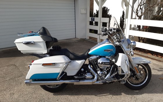 Gebrauchtmotorrad Harley-Davidson Touring Road King FLHR - Bild 1