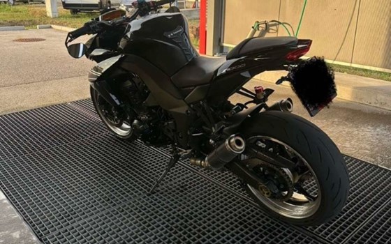 Gebrauchtmotorrad Kawasaki Z1000 - Bild 6