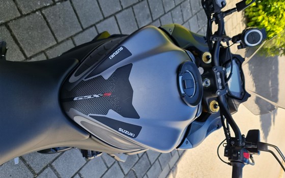 Gebrauchtmotorrad Suzuki GSX-S1000F - Bild 9