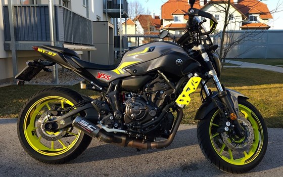 Gebrauchtmotorrad Yamaha MT-07 - Bild 1