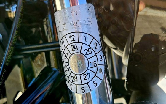 Gebrauchtmotorrad Harley-Davidson Sportster XL 1200NS Iron - Bild 4