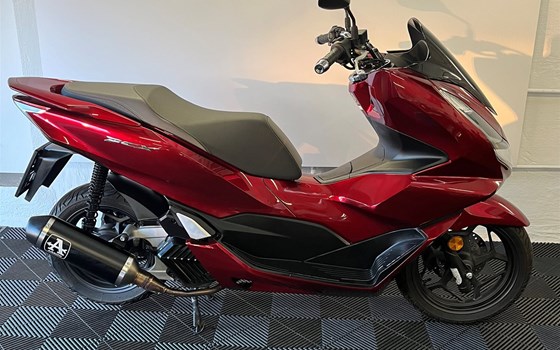 Gebrauchtmotorrad Honda PCX125 - Bild 1