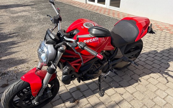 Gebrauchtmotorrad Ducati Monster 821 - Bild 2