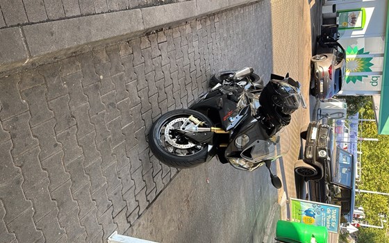 Gebrauchtmotorrad BMW S 1000 RR - Bild 3