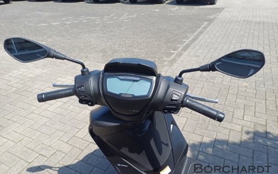 Neufahrzeug Piaggio Medley 125 - Bild 9