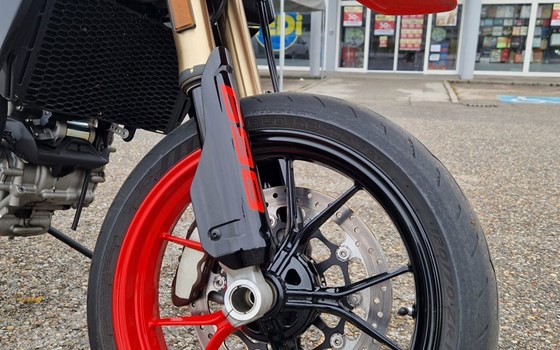 Gebrauchtmotorrad Ducati Hypermotard 698 Mono RVE - Bild 3