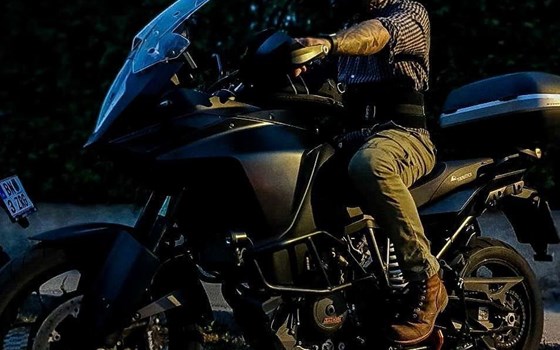 Gebrauchtmotorrad KTM 1090 Adventure - Bild 2