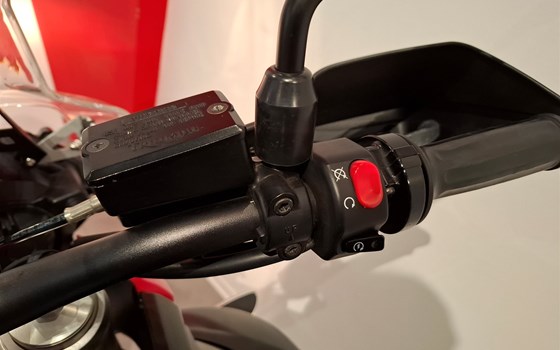 Gebrauchtmotorrad Triumph Tiger 800 XC - Bild 12