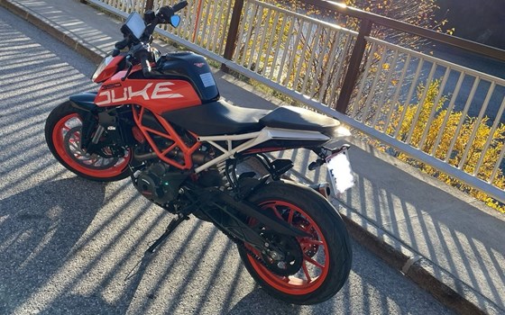 Gebrauchtmotorrad KTM 390 Duke - Bild 1