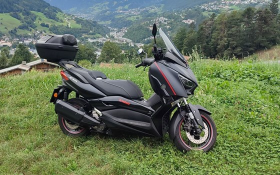 Gebrauchtmotorrad Yamaha XMAX 300 Tech MAX - Bild 2