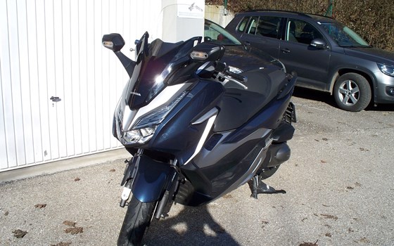 Gebrauchtmotorrad Honda Forza 300 - Bild 5