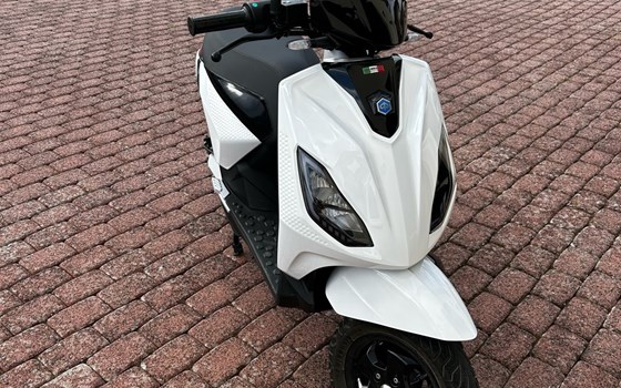 Gebrauchtmotorrad Piaggio 1 + - Bild 2