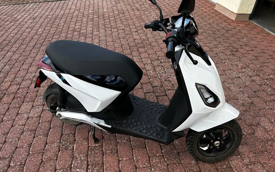 Gebrauchtmotorrad Piaggio 1 + - Bild 1