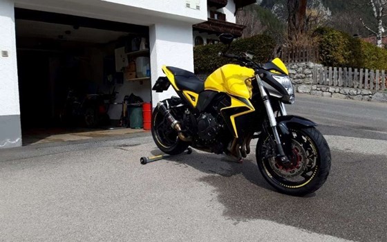 Gebrauchtmotorrad Honda CB 1000 R - Bild 2