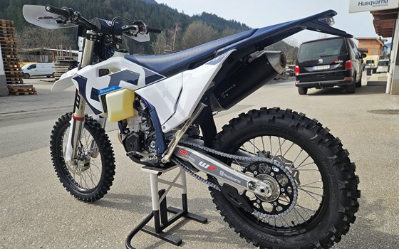 Neufahrzeug Husqvarna FE 501 - Bild 5