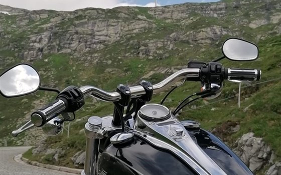 Motorrad Occasion Harley-Davidson Dyna Wide Glide FXDWG - Bild 3