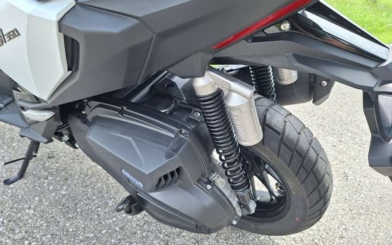 Gebrauchtmotorrad Honda ADV350 - Bild 4