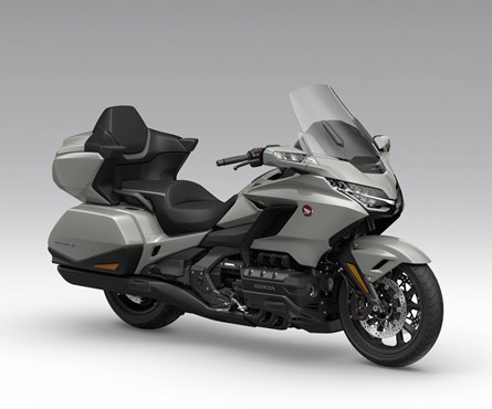 Neumotorrad Honda GL 1800 Goldwing Tour DCT