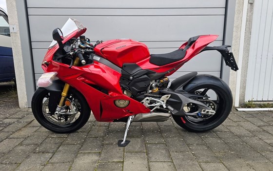 Gebrauchtmotorrad Ducati Panigale V4 S - Bild 1