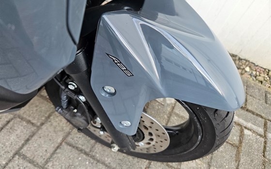 Gebrauchtmotorrad Yamaha NMAX 125 - Bild 3