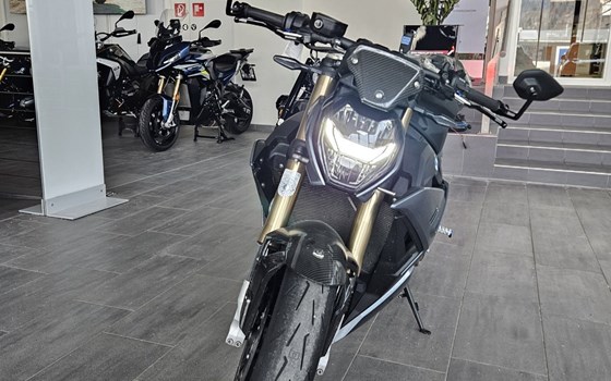 Gebrauchtmotorrad BMW S 1000 R - Bild 10