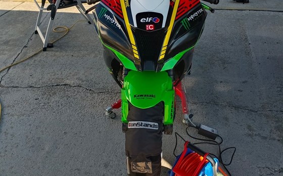 Gebrauchtmotorrad Kawasaki Ninja ZX-10R - Bild 8