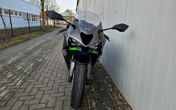 Neufahrzeug Kawasaki Ninja ZX-6R - Bild 6