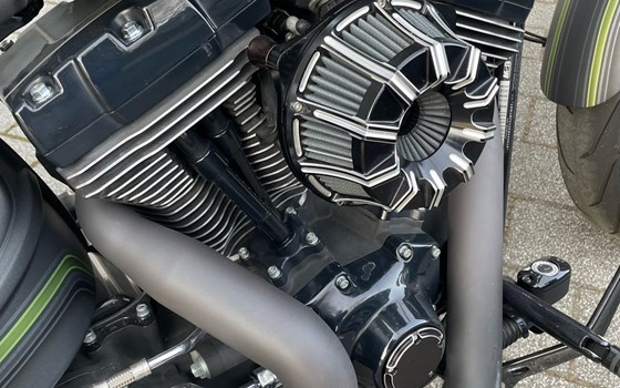 Gebrauchtmotorrad Harley-Davidson Softail Breakout FXSB - Bild 11