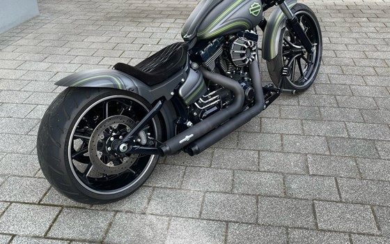 Gebrauchtmotorrad Harley-Davidson Softail Breakout FXSB - Bild 16
