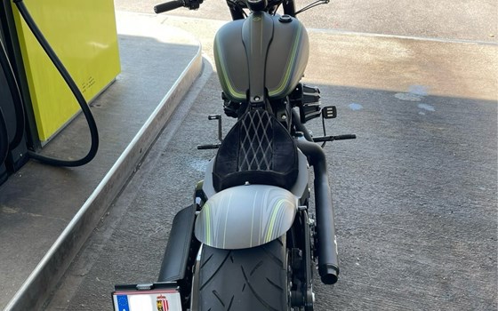 Gebrauchtmotorrad Harley-Davidson Softail Breakout FXSB - Bild 3