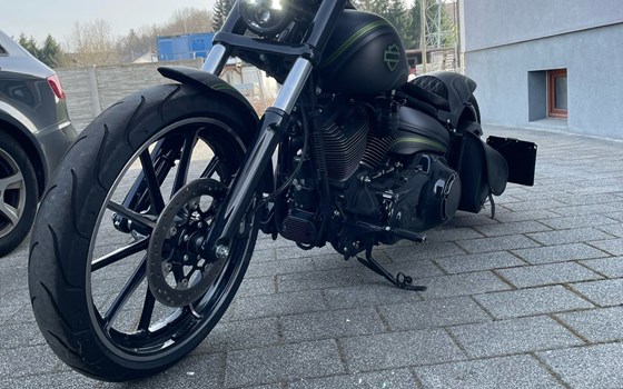 Gebrauchtmotorrad Harley-Davidson Softail Breakout FXSB - Bild 4