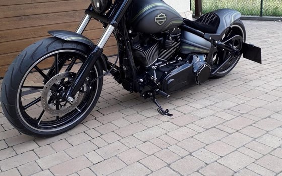 Gebrauchtmotorrad Harley-Davidson Softail Breakout FXSB - Bild 5