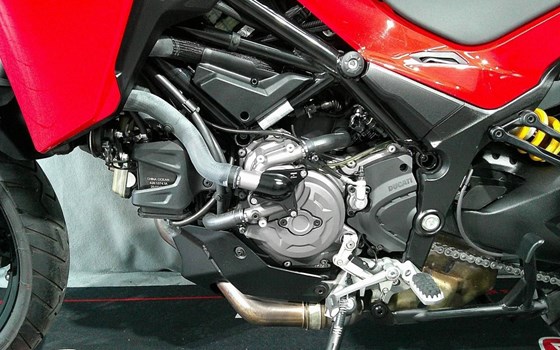 Gebrauchtmotorrad Ducati Multistrada V2 S - Bild 11
