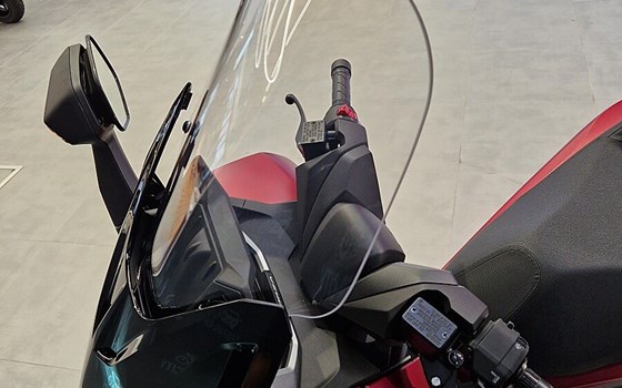 Neufahrzeug Honda Forza 350 - Bild 14