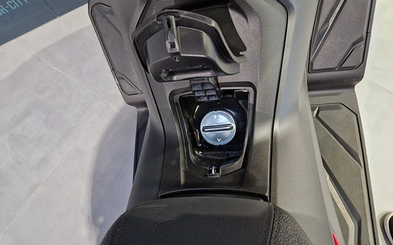 Neufahrzeug Honda Forza 350 - Bild 8