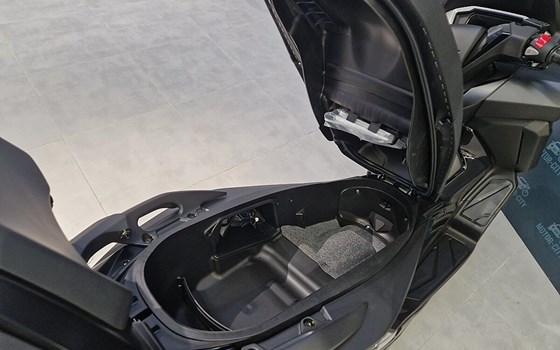 Neufahrzeug Honda Forza 350 - Bild 10