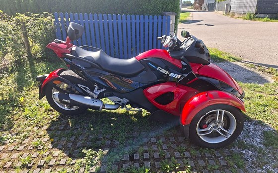 Gebrauchtmotorrad Can-Am Spyder RS - Bild 6
