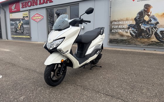 Gebrauchtmotorrad Suzuki Burgman 125 - Bild 6