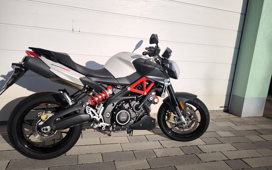Gebrauchtmotorrad Aprilia Shiver 900 - Bild 2