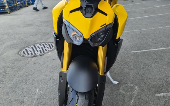 Neufahrzeug Ducati Streetfighter V2 S - Bild 5