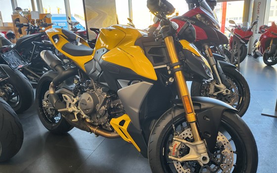 Neufahrzeug Ducati Streetfighter V2 S - Bild 3